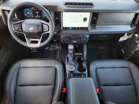 New 2026 Ford Bronco Badlands AWD/4WD image 15