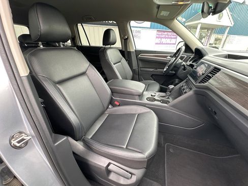 Used 2019 Volkswagen Atlas SE image 25