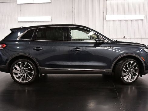 Used 2021 Lincoln Nautilus Reserve w/ Equipment Group 202A AWD/4WD image 8