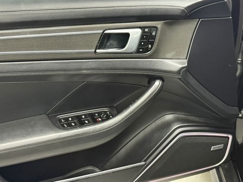 Used 2019 Porsche Panamera Turbo image 21