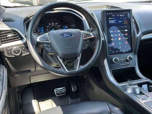 Certified 2024 Ford Edge ST-Line AWD/4WD image 14