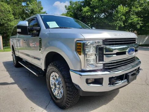 Used 2018 Ford F250 XLT w/ XLT Premium Package AWD/4WD image 1