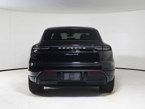 New 2025 Porsche Macan 4S Electric image 6