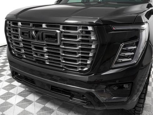 Used 2026 GMC Yukon Denali Ultimate AWD/4WD image 31