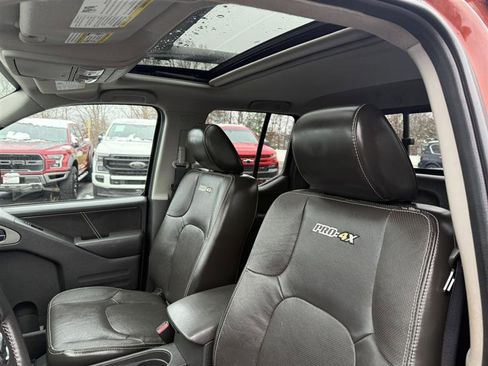 Used 2016 Nissan Frontier PRO-4X w/ Pro-4x Luxury Package image 32