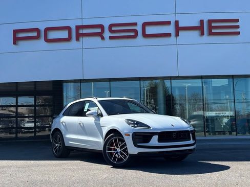 New 2026 Porsche Macan S AWD/4WD image 17
