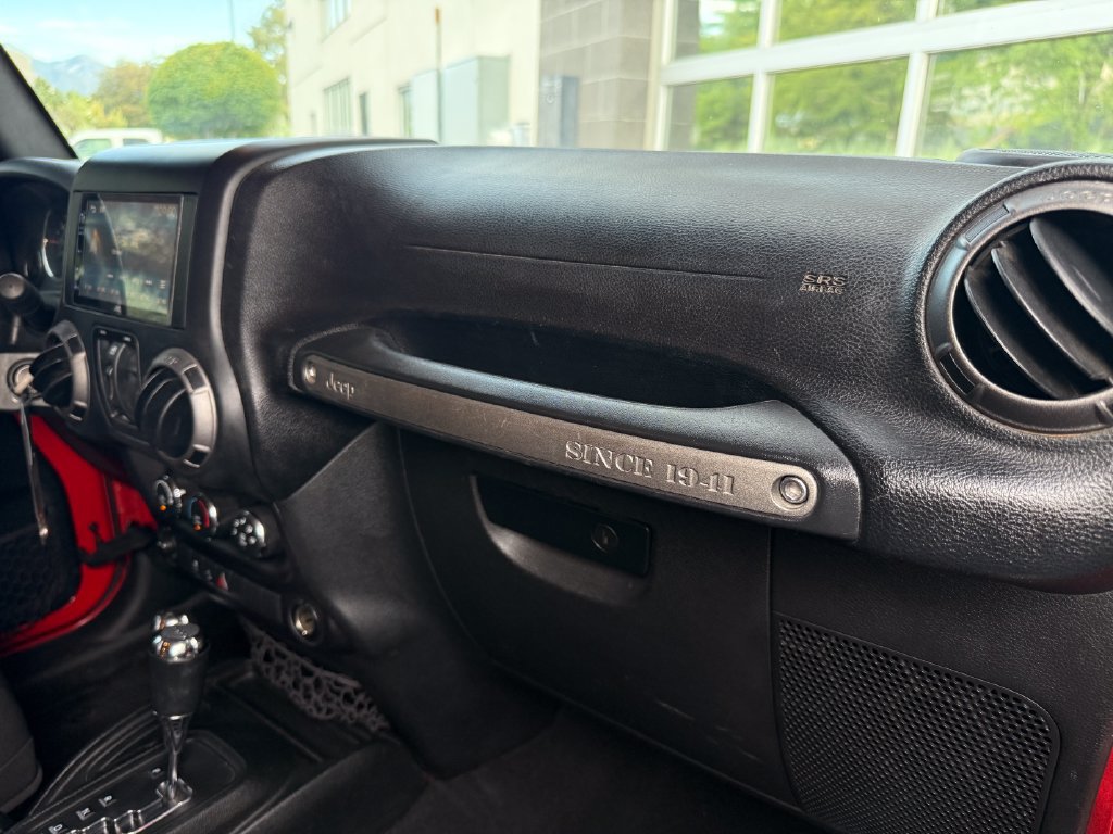 Used 2018 Jeep Wrangler Unlimited Sport S AWD/4WD image 46