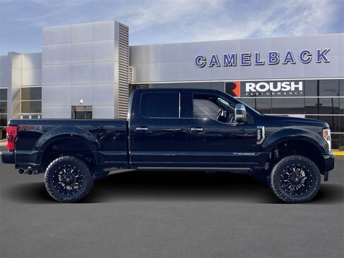 Used 2019 Ford F250 Platinum w/ Platinum Ultimate Package image 6