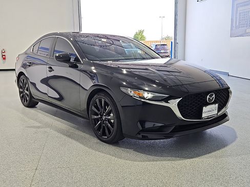 Used 2024 MAZDA MAZDA3 s FWD image 4