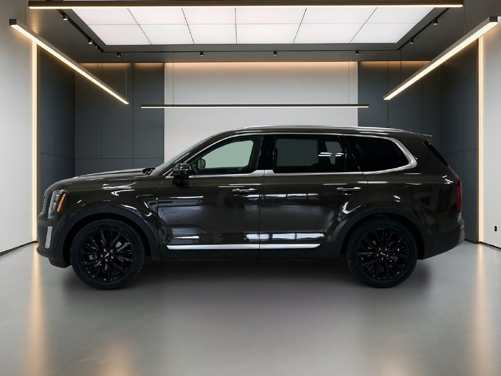 Used 2022 Kia Telluride SX w/ Towing Package FWD image 2