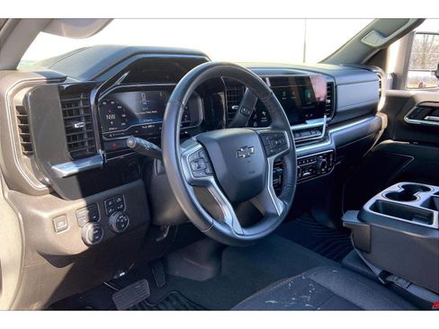 Used 2024 Chevrolet Silverado 2500 LT w/ Z71 Sport Edition image 13