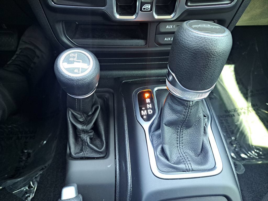 Used 2021 Jeep Gladiator Sport w/ Quick Order Package 24Q 80Th AWD/4WD image 14