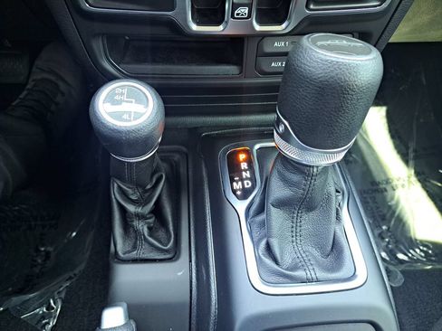 Used 2021 Jeep Gladiator Sport w/ Quick Order Package 24Q 80Th AWD/4WD image 14