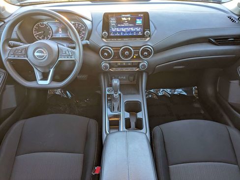 Used 2024 Nissan Sentra SV FWD image 14