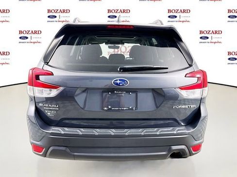 Used 2020 Subaru Forester Premium image 7