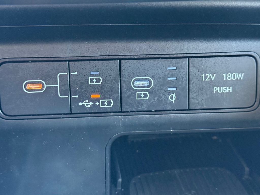 Used 2025 Hyundai Tucson SEL AWD/4WD image 24