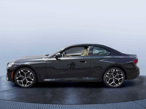 New 2025 BMW 230i xDrive Coupe w/ Premium Package AWD/4WD image 3
