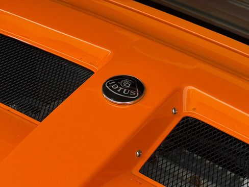 Used 2005 Lotus Elise RWD image 17