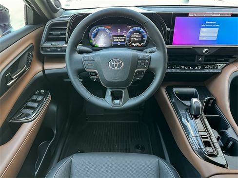 New 2026 Toyota Crown Limited image 14