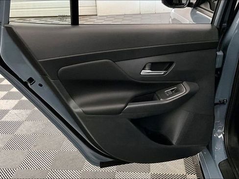 New 2026 Nissan Sentra SR w/ SR Premium Package FWD image 32