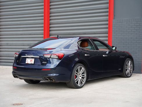 Used 2021 Maserati Ghibli S GranLusso RWD image 13