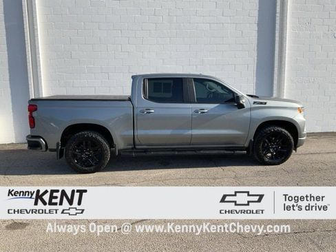 Used 2023 Chevrolet Silverado 1500 RST image 3