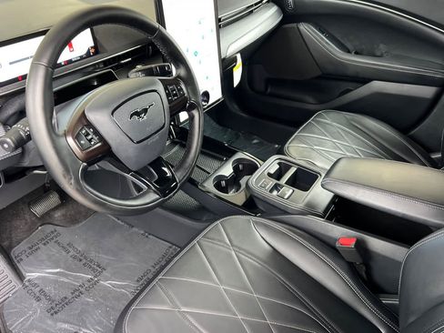 Used 2025 Ford Mustang Mach-E Select image 11