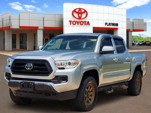 Used 2023 Toyota Tacoma SR AWD/4WD image 2