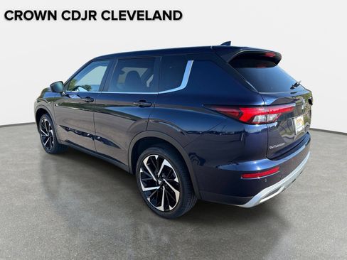 Used 2024 Mitsubishi Outlander SE AWD/4WD image 7
