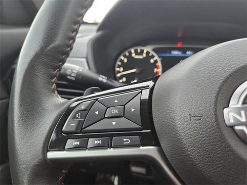 Used 2025 Nissan Altima 2.5 SR image 21