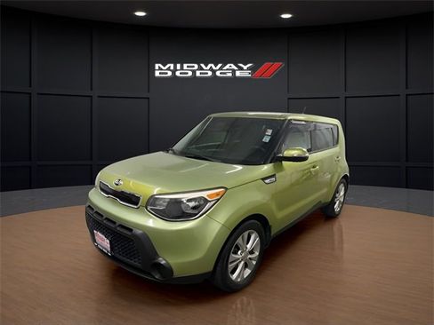 Used 2014 Kia Soul + image 2