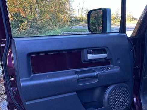 Used 2007 Toyota FJ Cruiser 4WD image 35