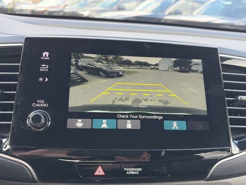 Used 2023 Honda Passport TrailSport image 33