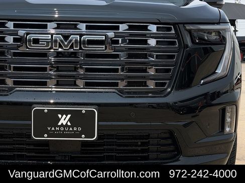 New 2027 GMC Acadia Denali Ultimate w/ LPO, Floor Liner Package AWD/4WD image 8