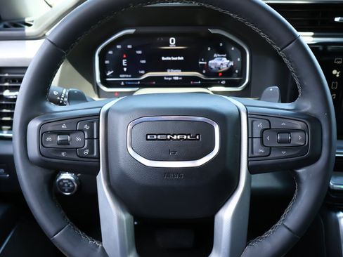 Used 2024 GMC Sierra 1500 Denali w/ Denali Reserve Package AWD/4WD image 17