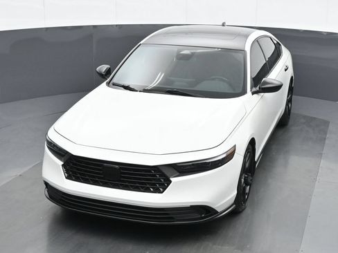 Used 2023 Honda Accord Sport image 16