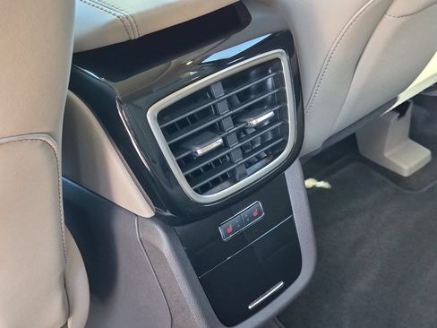 Used 2022 Lincoln Nautilus Reserve AWD/4WD image 24