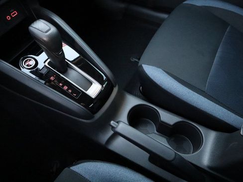 New 2025 Nissan Versa SV w/ Trunk Package FWD image 17
