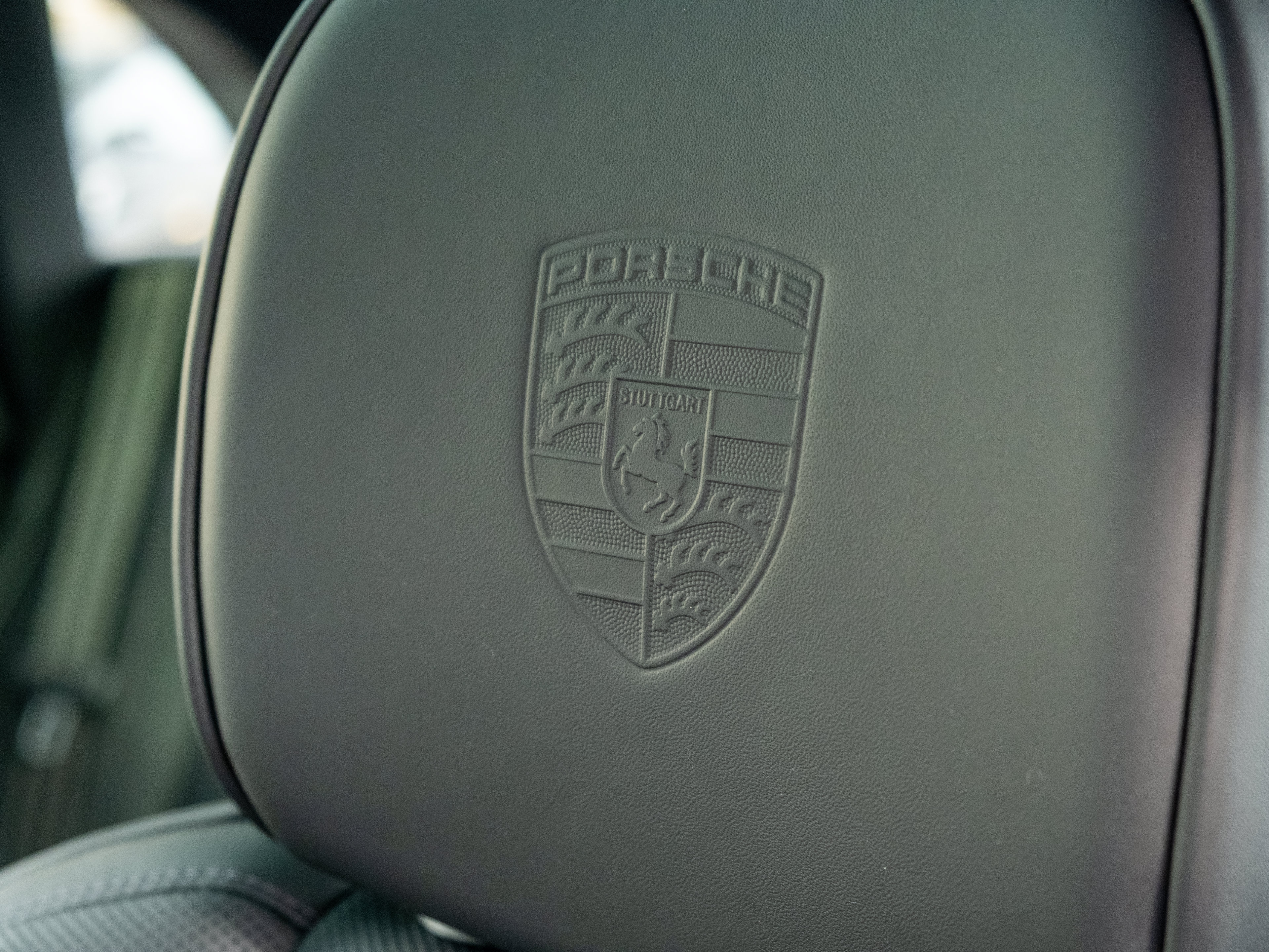 Certified 2026 Porsche Macan AWD/4WD image 47