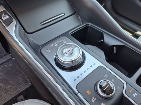 New 2026 Kia Sorento EX AWD/4WD image 9