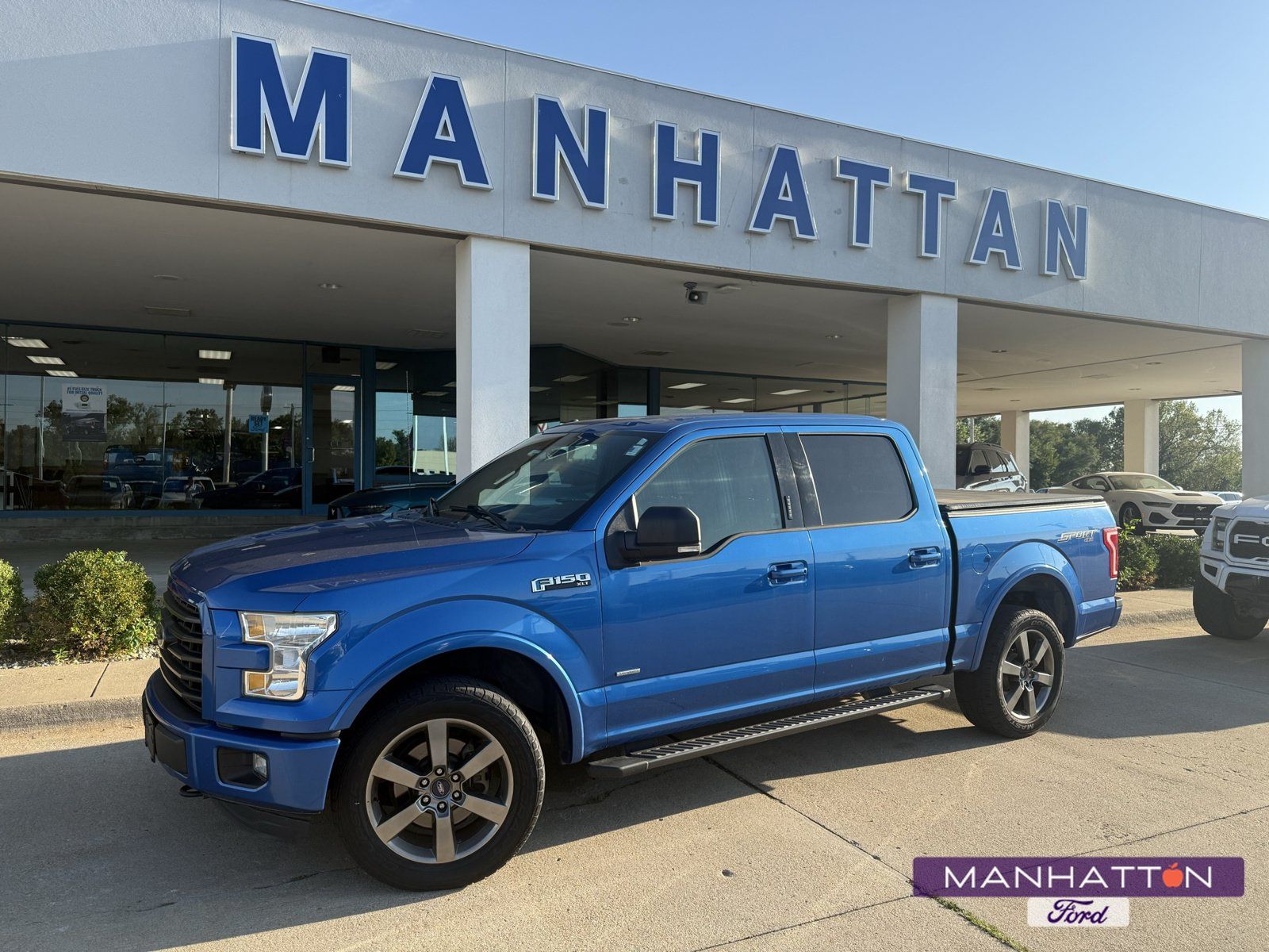 Used 2015 Ford F150 XLT w/ Equipment Group 302A Luxury AWD/4WD image 1