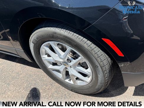 Used 2023 Chevrolet Equinox LT FWD image 7