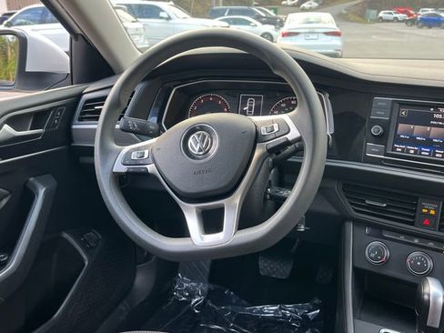 Used 2021 Volkswagen Jetta S w/ Driver Assistance Package image 17