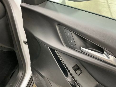 Used 2025 Chevrolet Equinox LT image 29