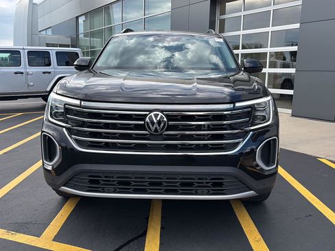 Used 2026 Volkswagen Atlas SE AWD/4WD image 4