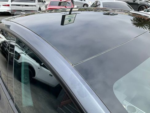 Used 2023 Tesla Model Y 2WD image 79