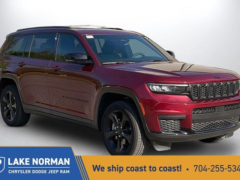 Certified 2025 Jeep Grand Cherokee L Altitude AWD/4WD image 1