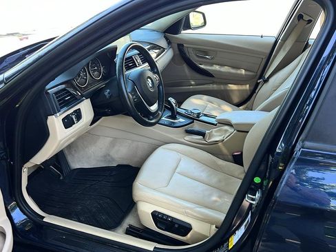 Used 2014 BMW 328i xDrive Wagon AWD/4WD image 18