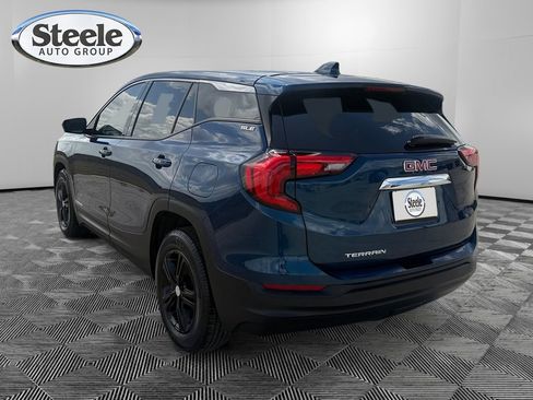 Used 2020 GMC Terrain SLE FWD image 3
