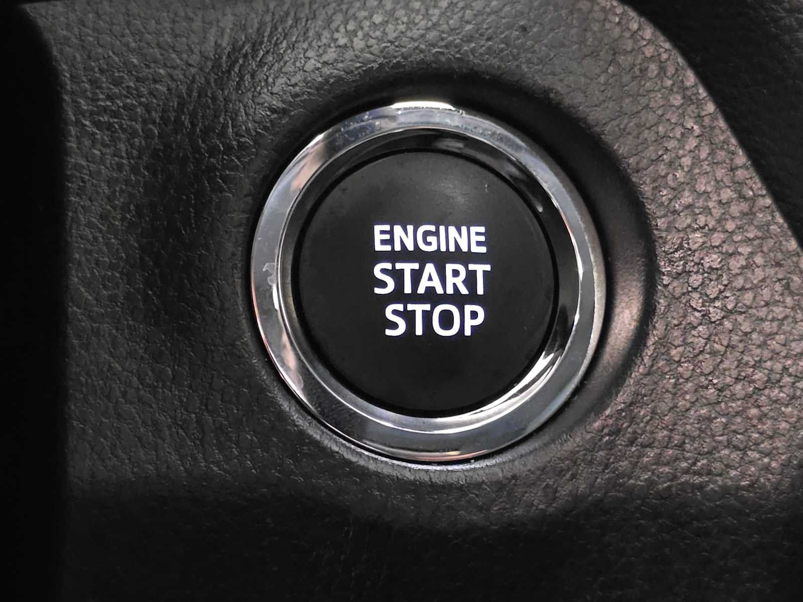 Certified 2025 Toyota RAV4 XLE AWD/4WD image 19